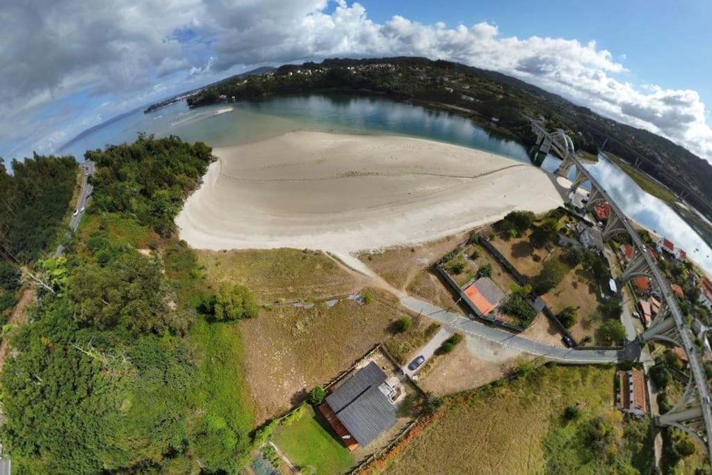 O Pedrido Beach House Bergondo Εξωτερικό φωτογραφία