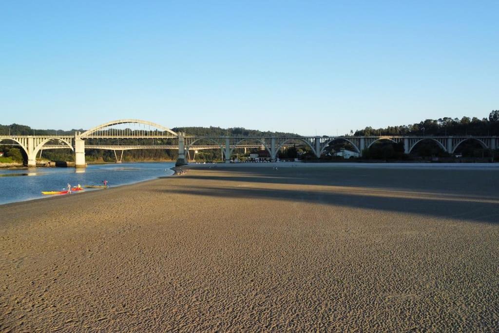 O Pedrido Beach House Bergondo Εξωτερικό φωτογραφία